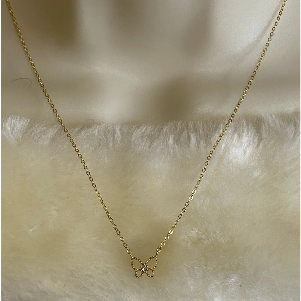 925 Sterling Silver Butterfly Pendant Necklace Gold 14K - Picture 2 of 9